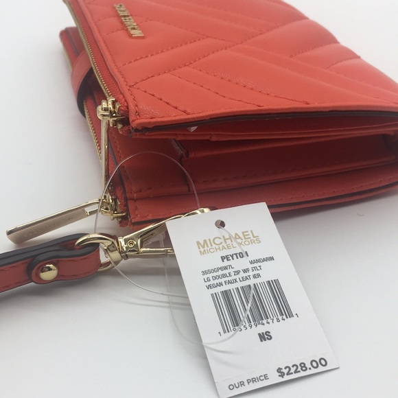 Michael Kors Peyton LG Double Zip Wristlet - Picture 8 of 8
